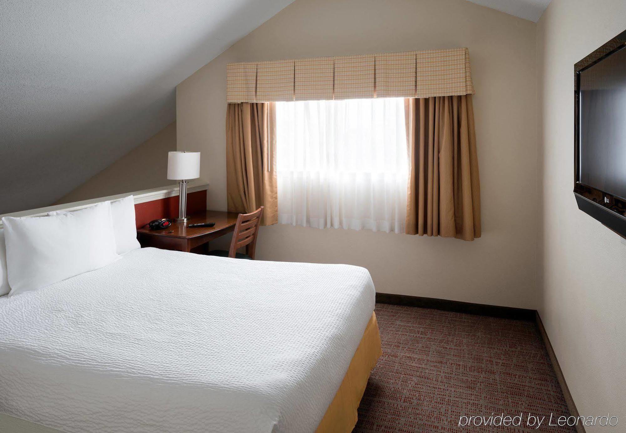 Residence Inn Kansas City Downtown/Union Hill Exteriör bild